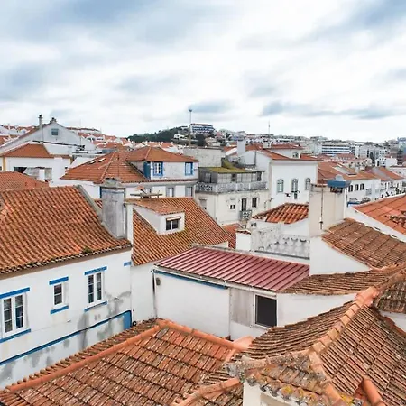 Luxury Building With Rooftop In Dom wakacyjny *